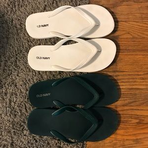 old navy flip flops mens